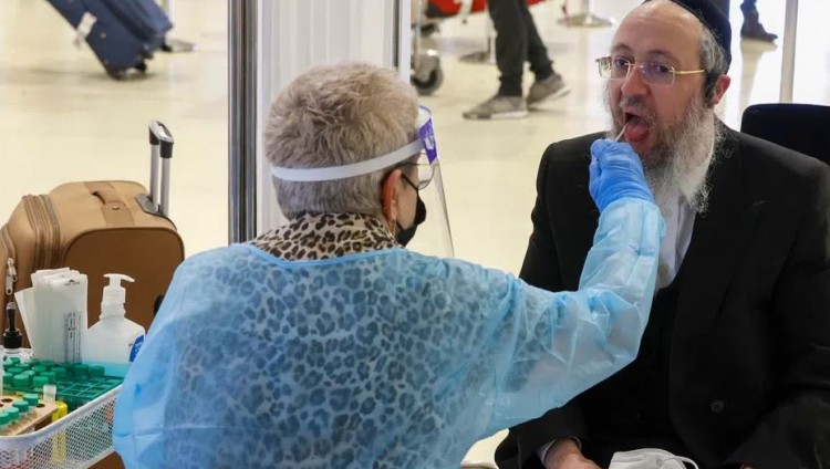 ПЦР-тесты в аэропорту для прилетающих в Израиль отменяются с 20 мая
