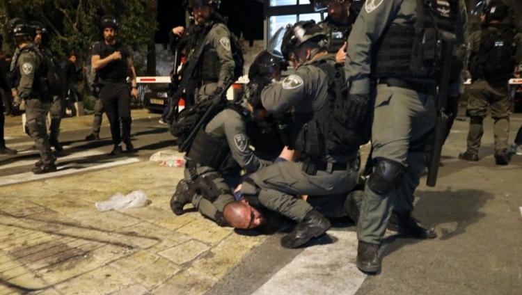 Более 20 палестинцев арестованы после столкновений с полицией Израиля в Иерусалиме
