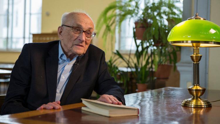 «Помню наводнение 1924 года»: петербургский ученый Александр Иофа отмечает 100-летие