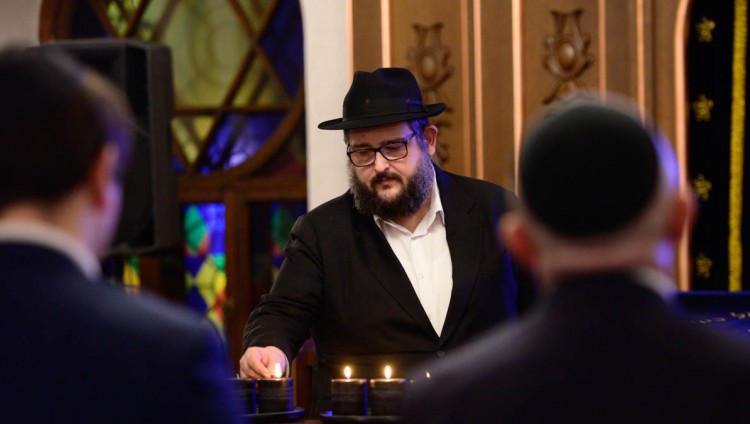 В синагоге Владивостока почтили память жертв Холокоста