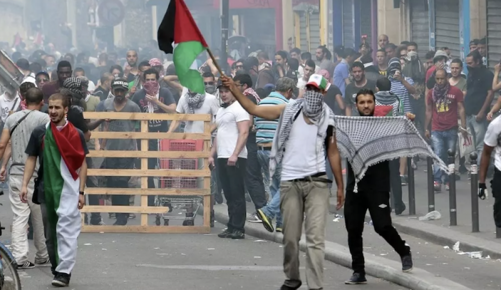 Власти Парижа запретили демонстрацию в поддержку палестинцев