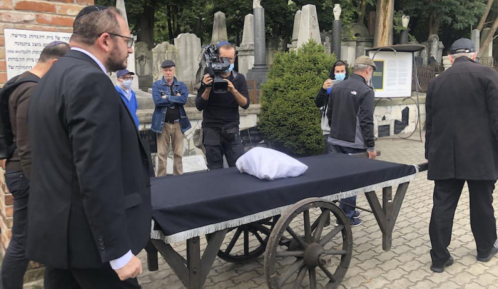 В Польше перезахоронили останки жертвы Холокоста из Варшавского гетто