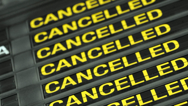 Рейсы в Израиль отменили более десяти стран
