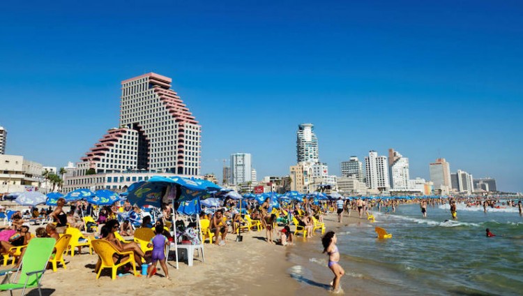 54 пляжа Израиля получили экологическую премию «Голубой флаг»