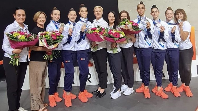 Израильские гимнастки завоевали серебро на Кубке мира в Испании