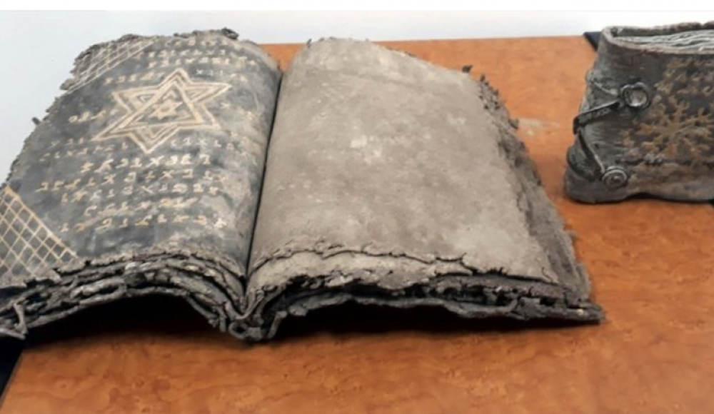 В Турции нашлись древние рукописи Торы, похищенные исламистами из синагоги в Сирии