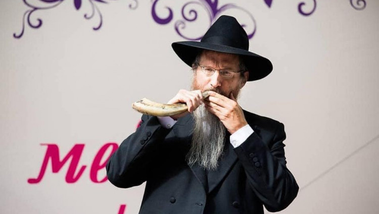 Берл Лазар поздравил еврейскую общину с праздником Рош а-Шана