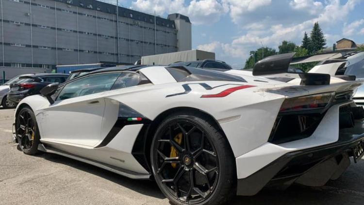 Киевская таможня изъяла у гражданина Израиля Lamborghini за 600 тысяч евро