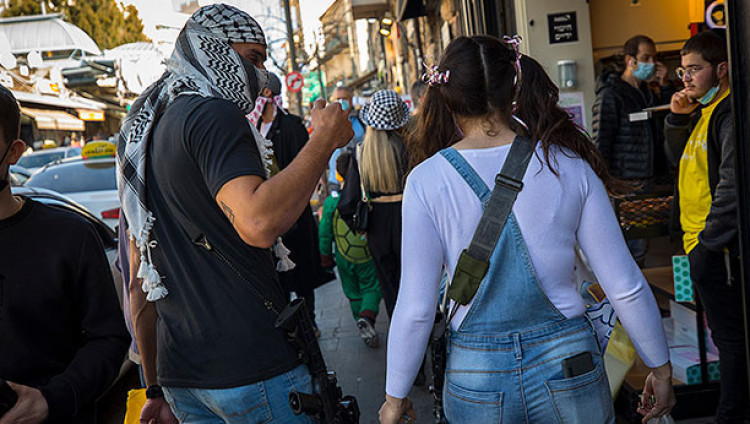 В Израиле на Пурим запрещены «костюмы, которые могут вызвать панику»