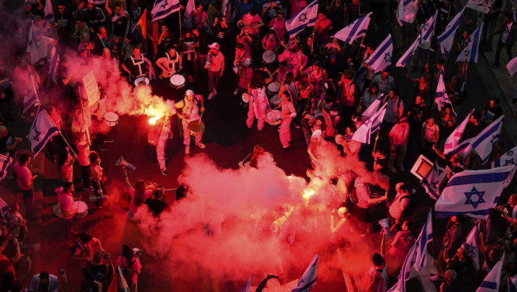 В Израиле возобновились протесты: демонстранты критикуют не только реформу, но и госбюджет