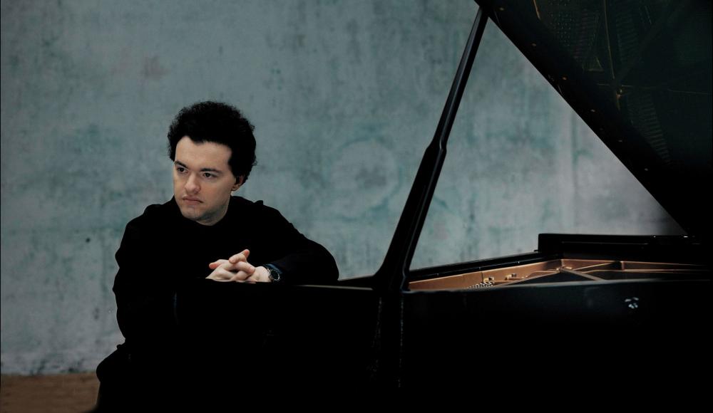 Знаменитый пианист Евгений Кисин отпразднует свой юбилей благотворительным концертом в Израиле