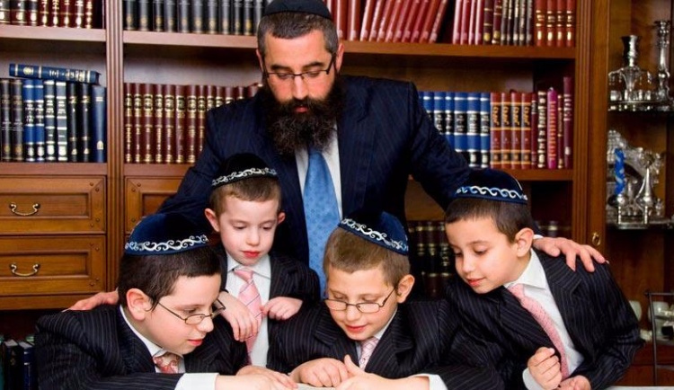 Как воспитать детей в еврейском духе?