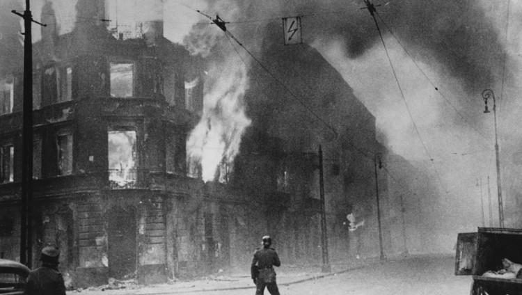 В Европарламенте отмечают 80-летие восстания в Варшавском гетто