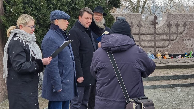 В Запорожье почтили память жертв Холокоста