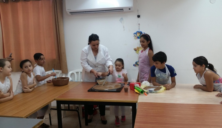 «Шоколадная встреча» горско-еврейских детей Нацерет-Иллита
