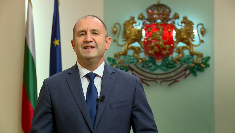Президент Болгарии выступил против антисемитизма на фоне угрозы импичмента