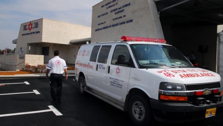 Израильский диджей, тяжело раненый в результате теракта, вышел из комы
