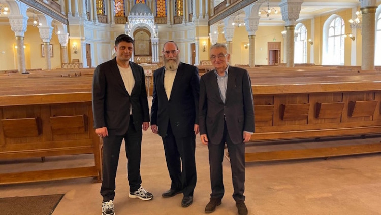 Президент фонда СТМЭГИ Герман Захарьяев посетил Большую Хоральную синагогу Петербурга