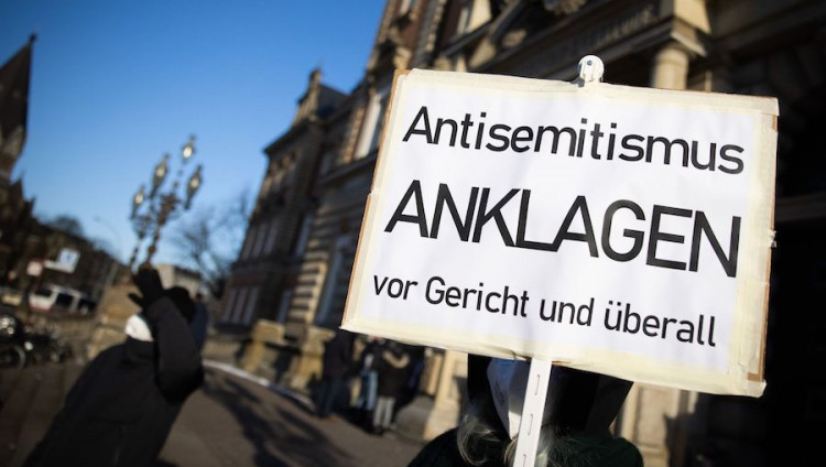 Во Франкфурте евреи-посетители мемориала преступлений нацизма пострадали от антисемитской атаки