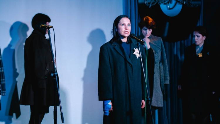В Екатеринбурге память жертв Холокоста почтили 2 театральными постановками