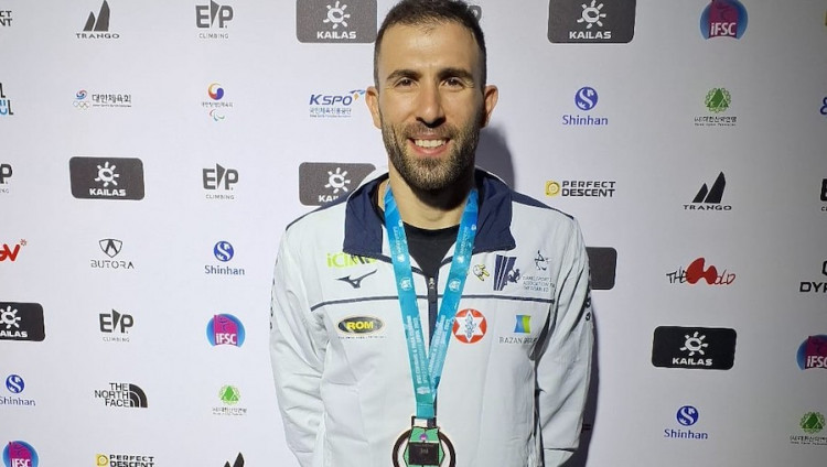 Израильтянин завоевал бронзовую медаль Чемпионата мира по скалолазанию