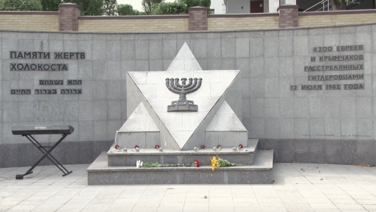 В Севастополе почтили память убитых нацистами евреев и крымчаков