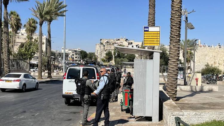 После столкновений с полицией на Храмовой горе арестованы 14 палестинцев