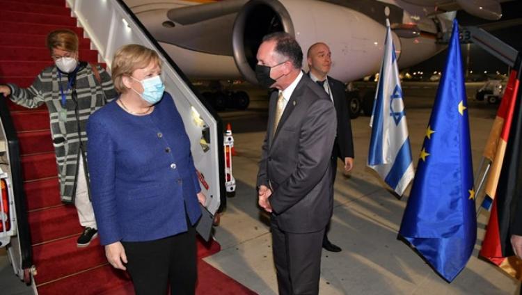 Ангела Меркель прибыла в Израиль с прощальным визитом