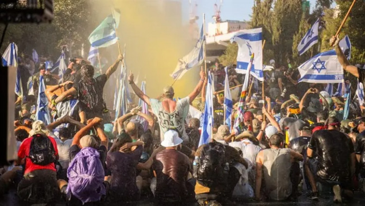 56% израильтян опасаются начала в стране гражданской войны 