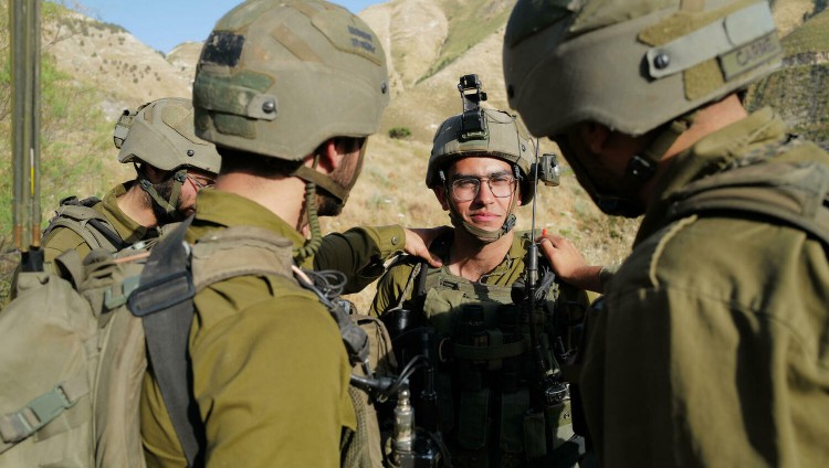 В Израиле демобилизованные солдаты получат большие денежные подарки за помощь инвалидам