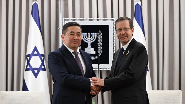 Ицхак Герцог принял верительную грамоту нового посла Казахстана в Израиле