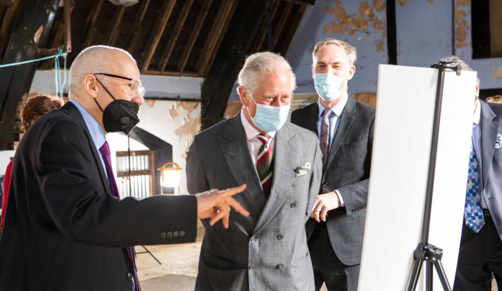 Наследник британского престола посетил 150-летнюю синагогу в Уэльсе