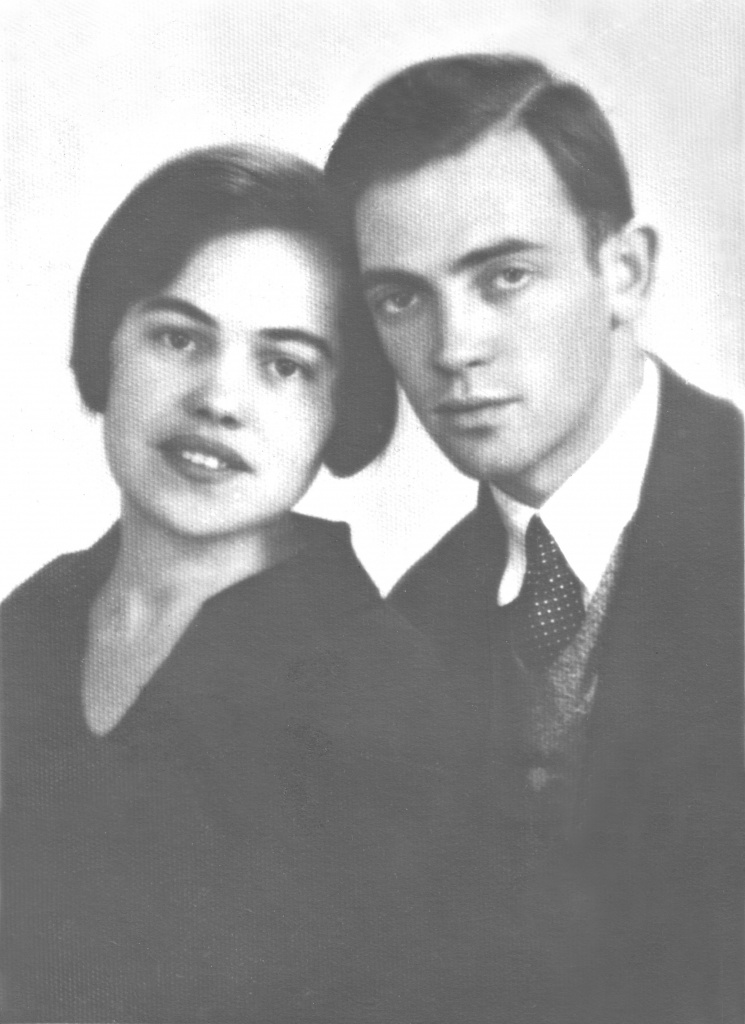 Сорa с двоюродным братом Лазарем Давидовичем Сузаном. 1931 г..jpg