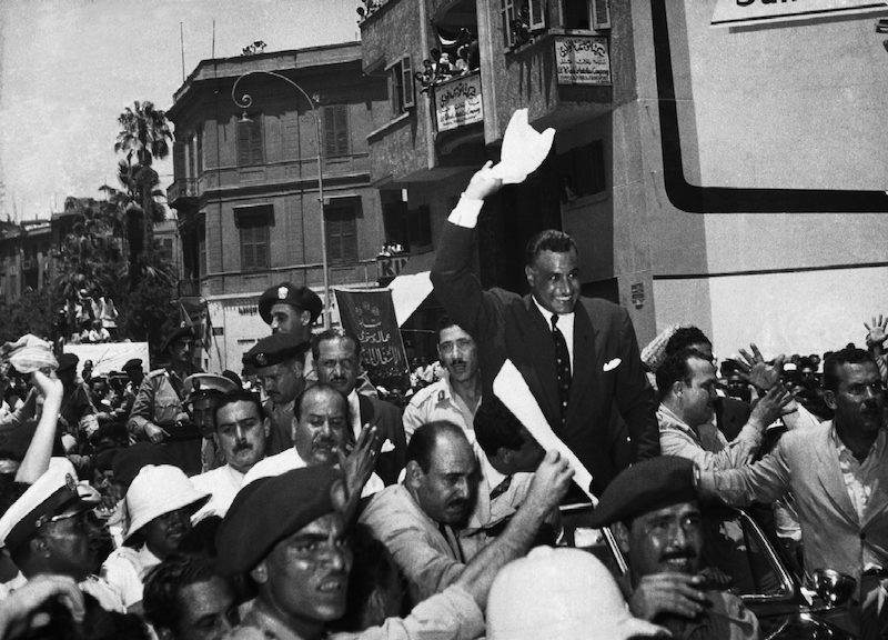 2. Nasser Being Cheered by Supporters (1956).jpg