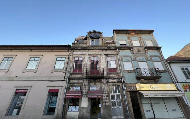 Portugal-exterior-home-640x400.jpeg