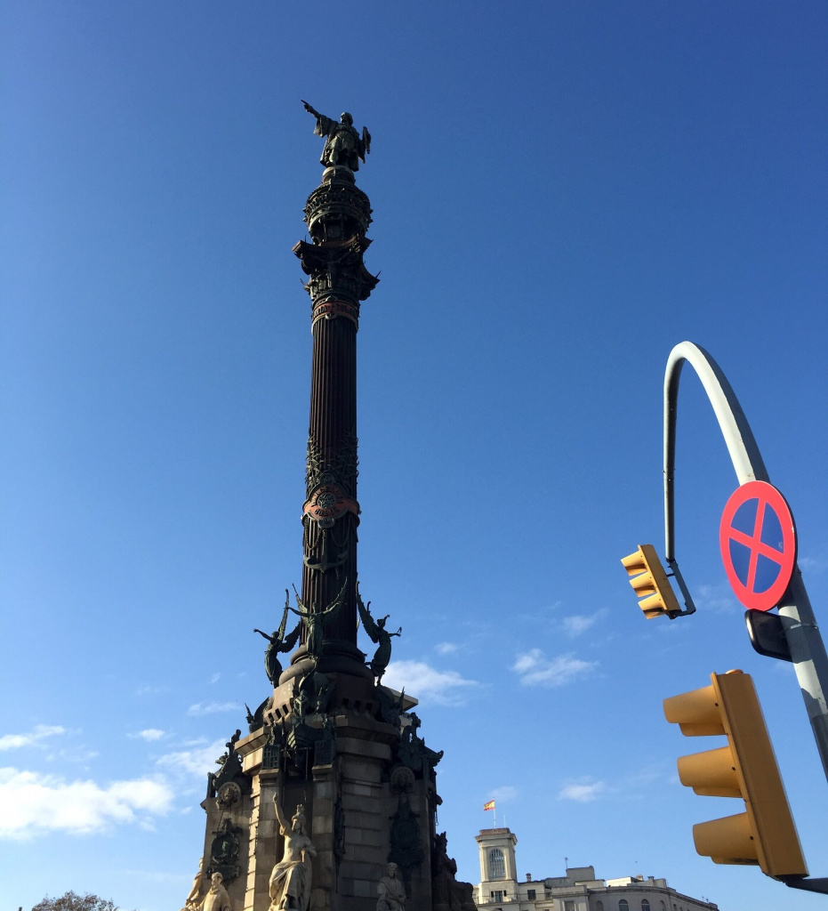 Columbus-monument-Barcelona-scaled.jpg