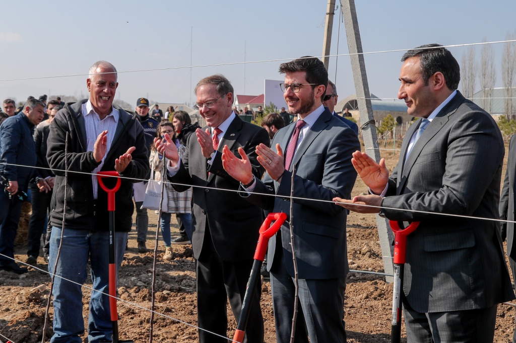 George-Deek-2nd-from-right-w-US-Ambassador-to-Azerbaijan-Lee-Litzenberger-to-GDs-right-representative-of-Agriculture-Ministry-at-opening-ceremony-for-agriculture-demonstration-farm-Israel-built-together-with-the-1.jpg