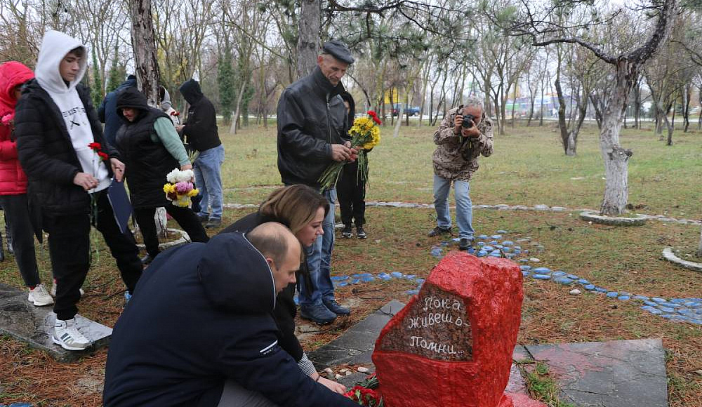 В Феодосии почтили память жертв Холокоста