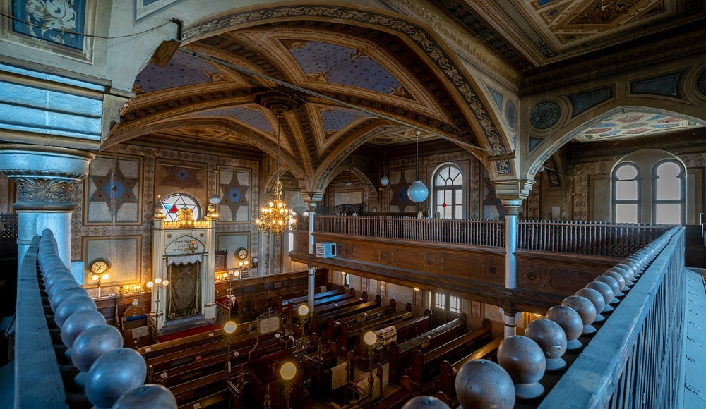 Заброшенные синагоги Румынии обретают новую жизнь с помощью виртуальных туров