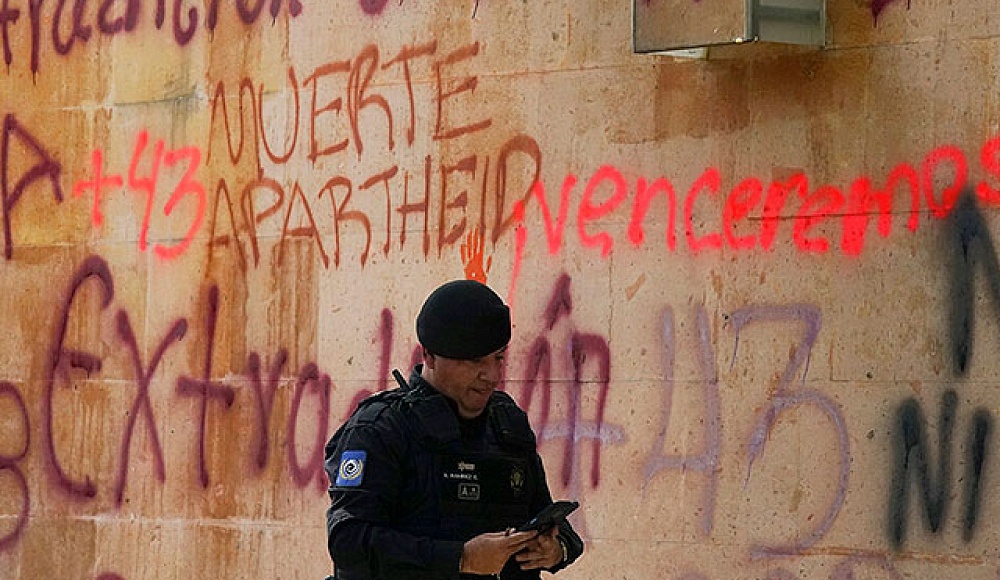 Посольство Израиля в Мексике разрисовали антиизраильскими граффити