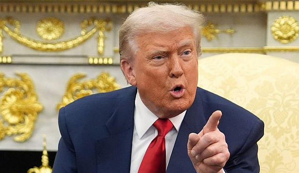 Трамп подписал закон об обнародовании материалов по делу Эпштейна