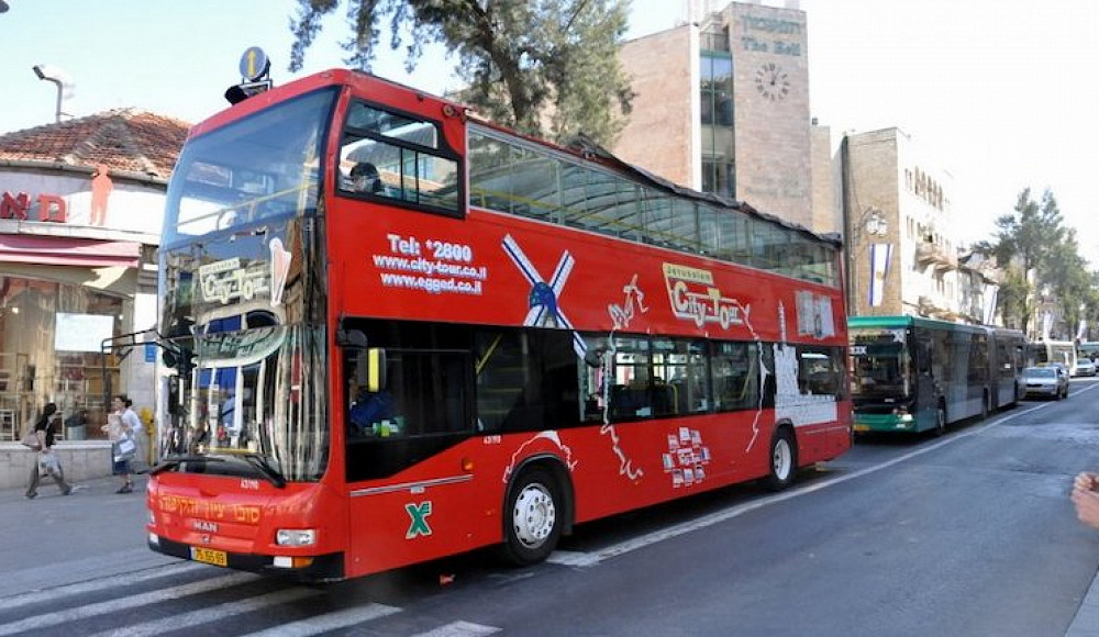 В Иерусалиме вновь запущены туры на двухэтажных туристических автобусах