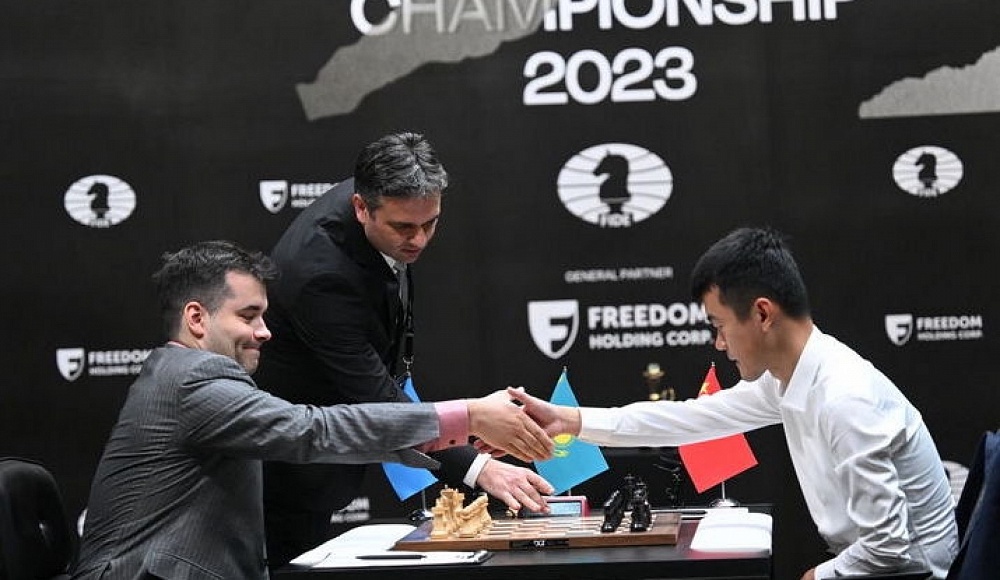Ян Непомнящий выиграл вторую партию матча за мировую шахматную корону