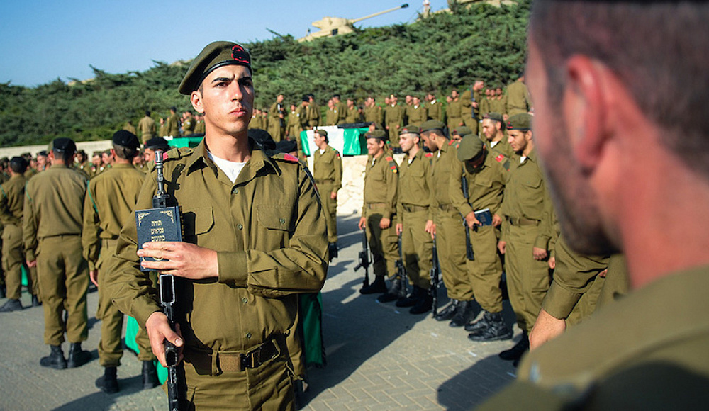 Военно-политический кабинет Израиля утвердил продление срочной службы в ЦАХАЛе до 3 лет