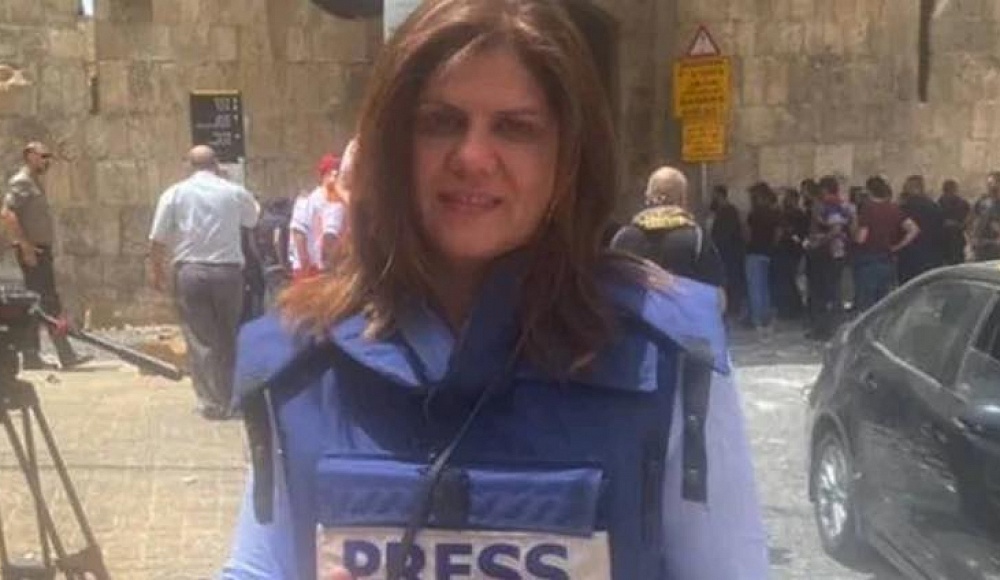 Беннет: есть вероятность, что журналистка «Аль-Джазиры» погибла от огня палестинских боевиков