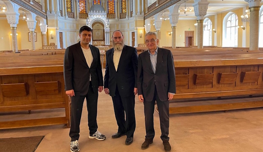 Президент фонда СТМЭГИ Герман Захарьяев посетил Большую Хоральную синагогу Петербурга