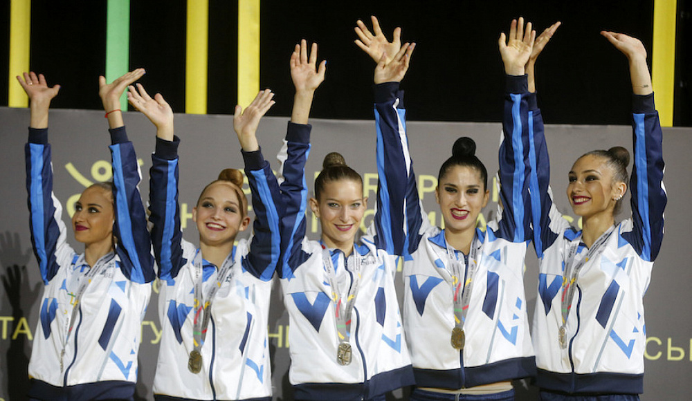 Израильтянки завоевали «золото» юниорского ЧМ по художественной гимнастике в упражнении «Пять мячей»