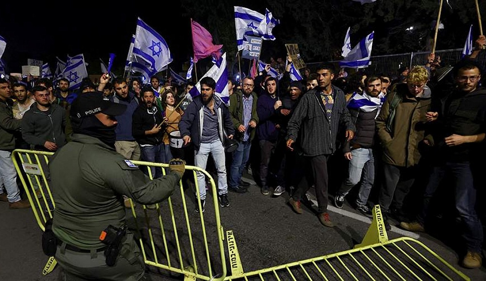 После отставки министра обороны в Израиле прошла новая волна протестных акций