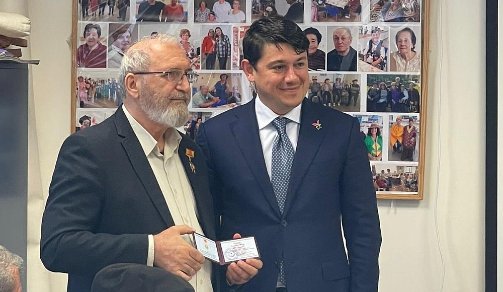 Лидер кавказской общины Акко Нехемия Ширин-Михаэли награжден медалью Азербайджана 