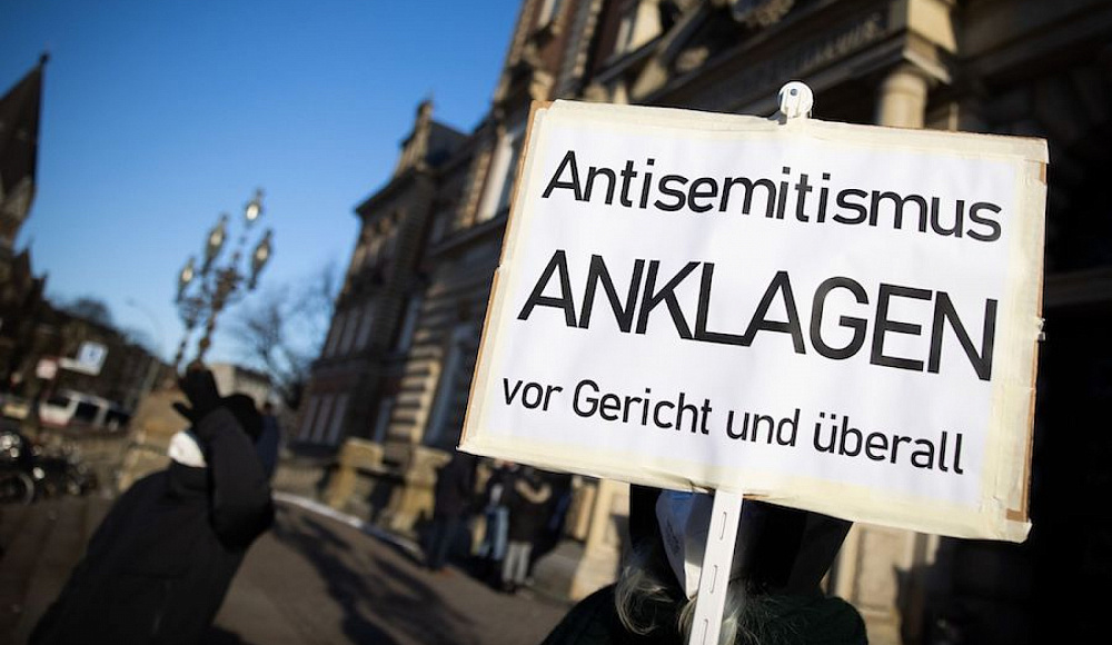 Во Франкфурте евреи-посетители мемориала преступлений нацизма пострадали от антисемитской атаки